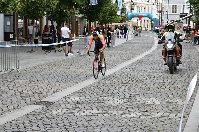 绝非偶然 绝非偶然